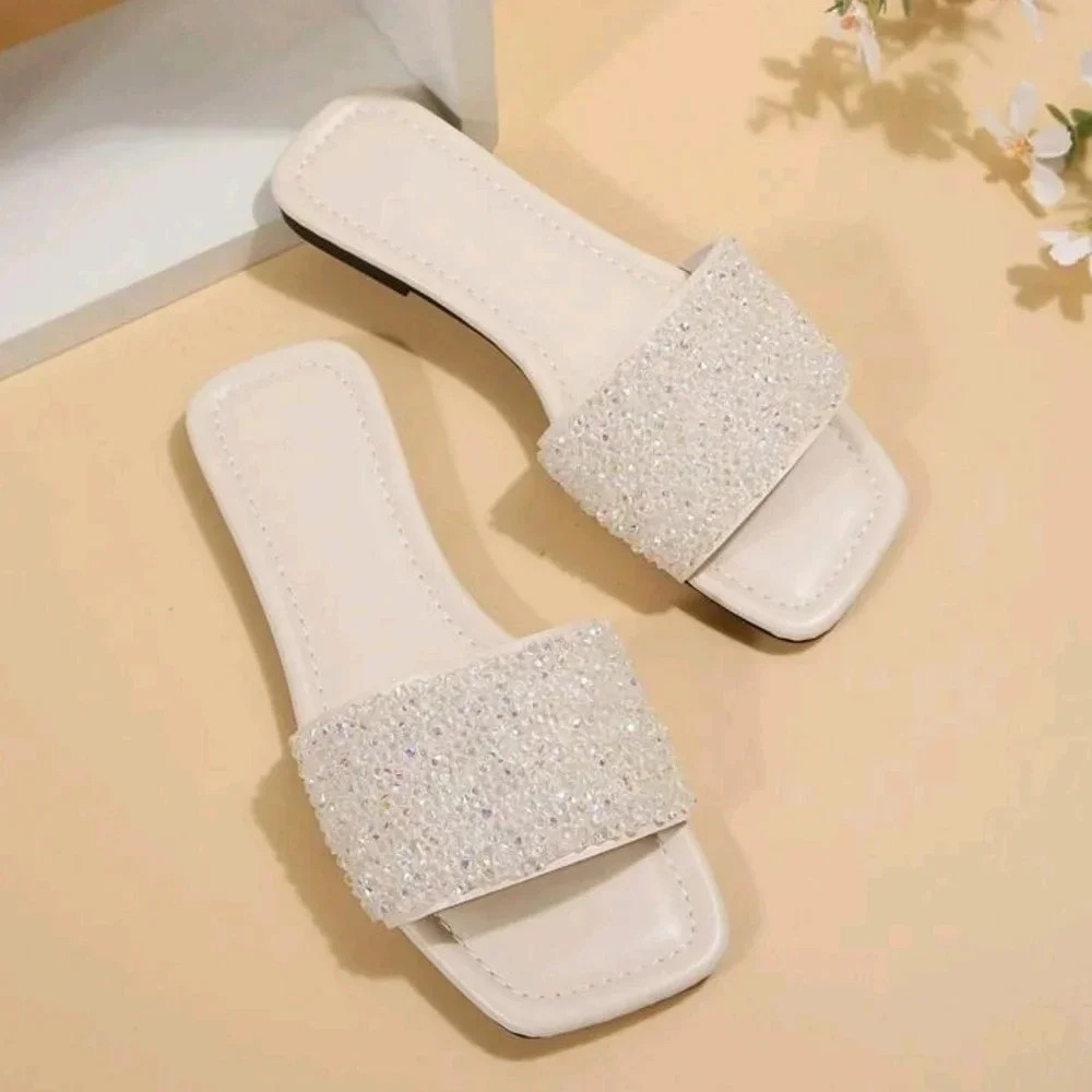 Women's Flat Sandals Plus Size Summer Beach Slippers With Rhinestone Decoration - Picture 4 of 7